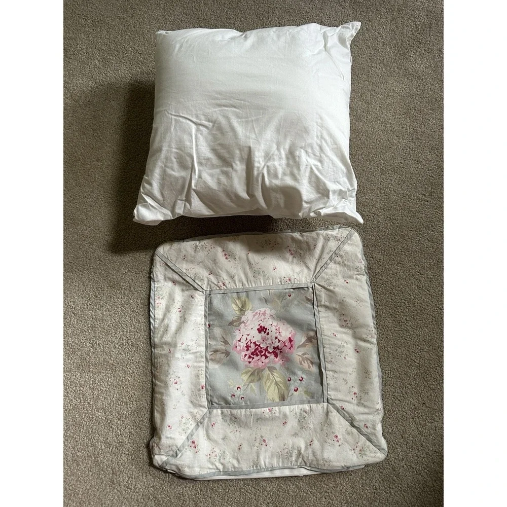 Simply Shabby Chic this lovely